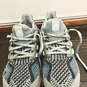Adidas ultra boost tennis shoes.Sized at a 6.5.